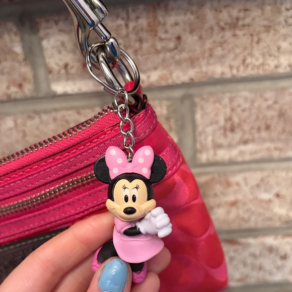 Repurposed Minnie Mouse Keychain – Pretty in Pink - Picture 6 of 6